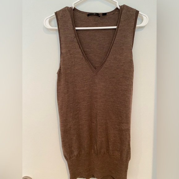 100% wool sweater vest - Picture 1 of 7